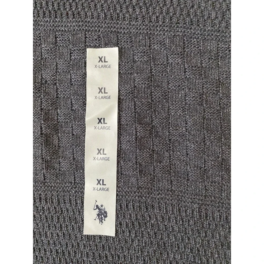 NWT U.S. Polo Assn. Men's Mixed Texture Quarter-Zip Sweater – Charcoal Gray XL